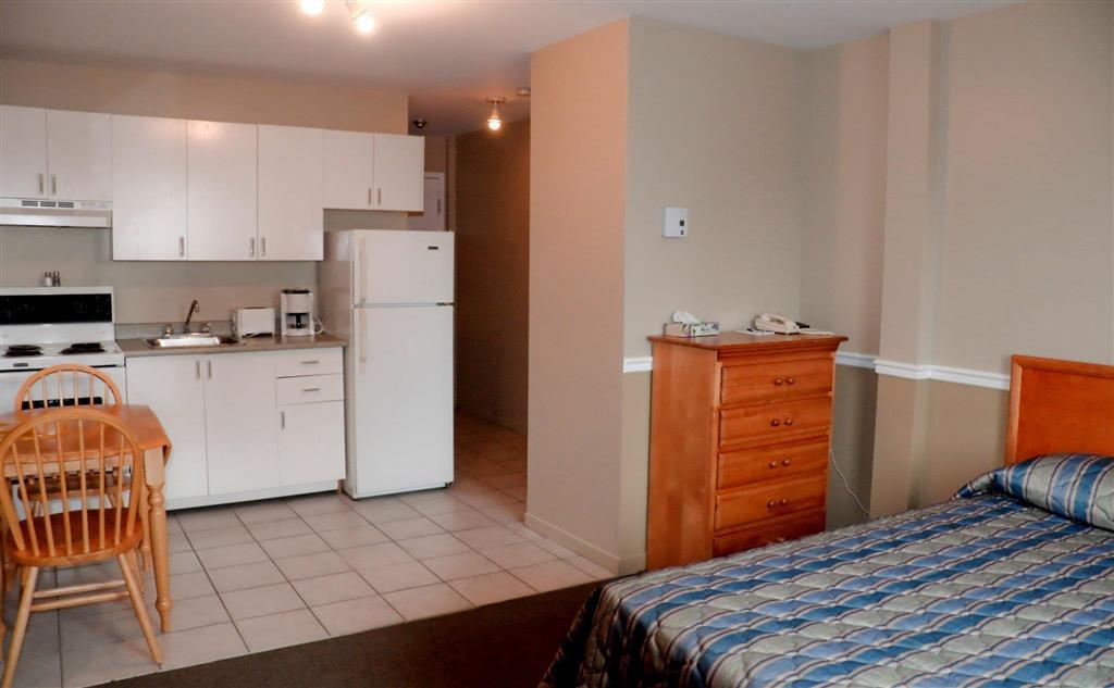 Hotel Le Roberval Montreal