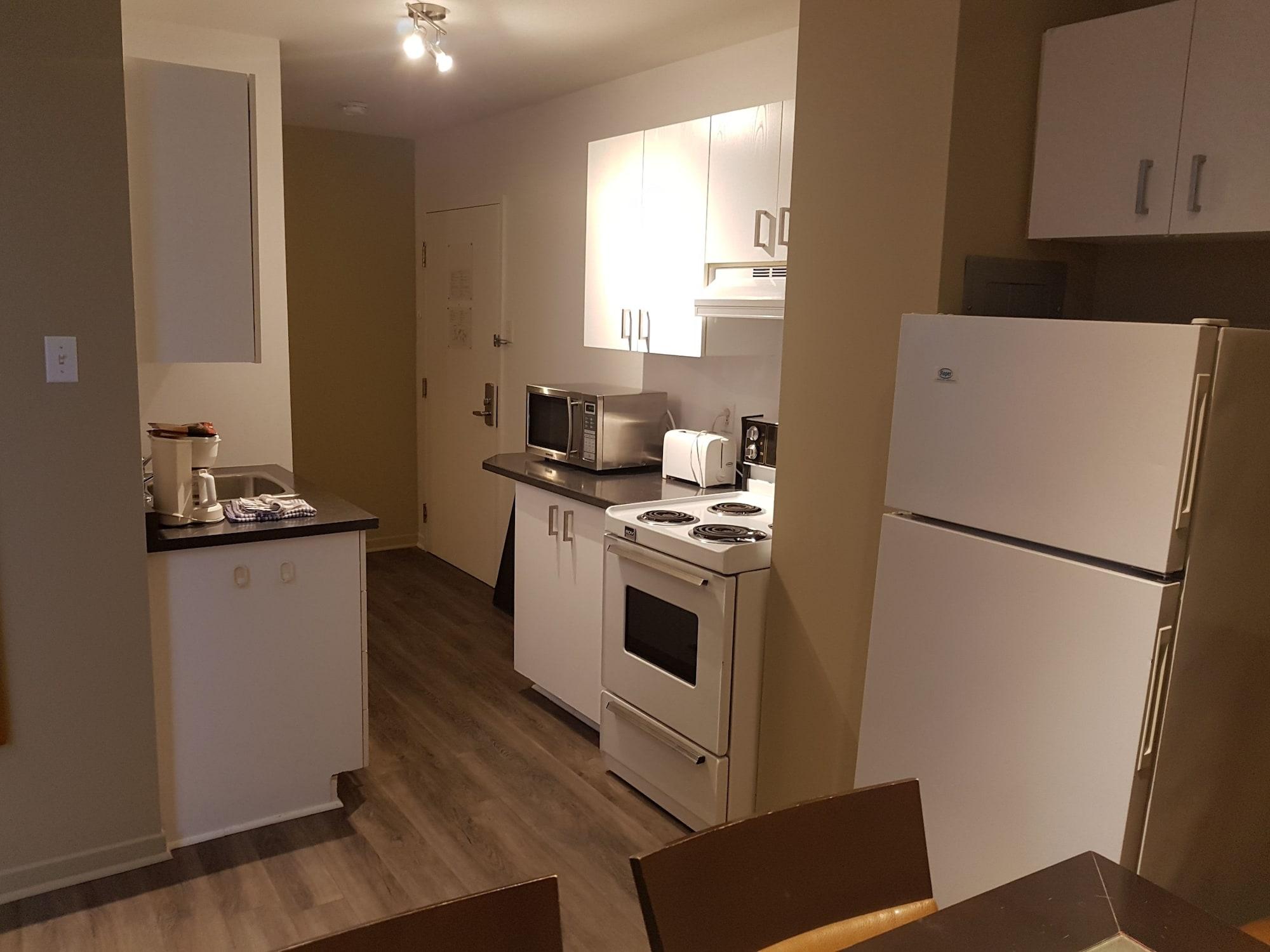 Le Roberval Hotel 3*