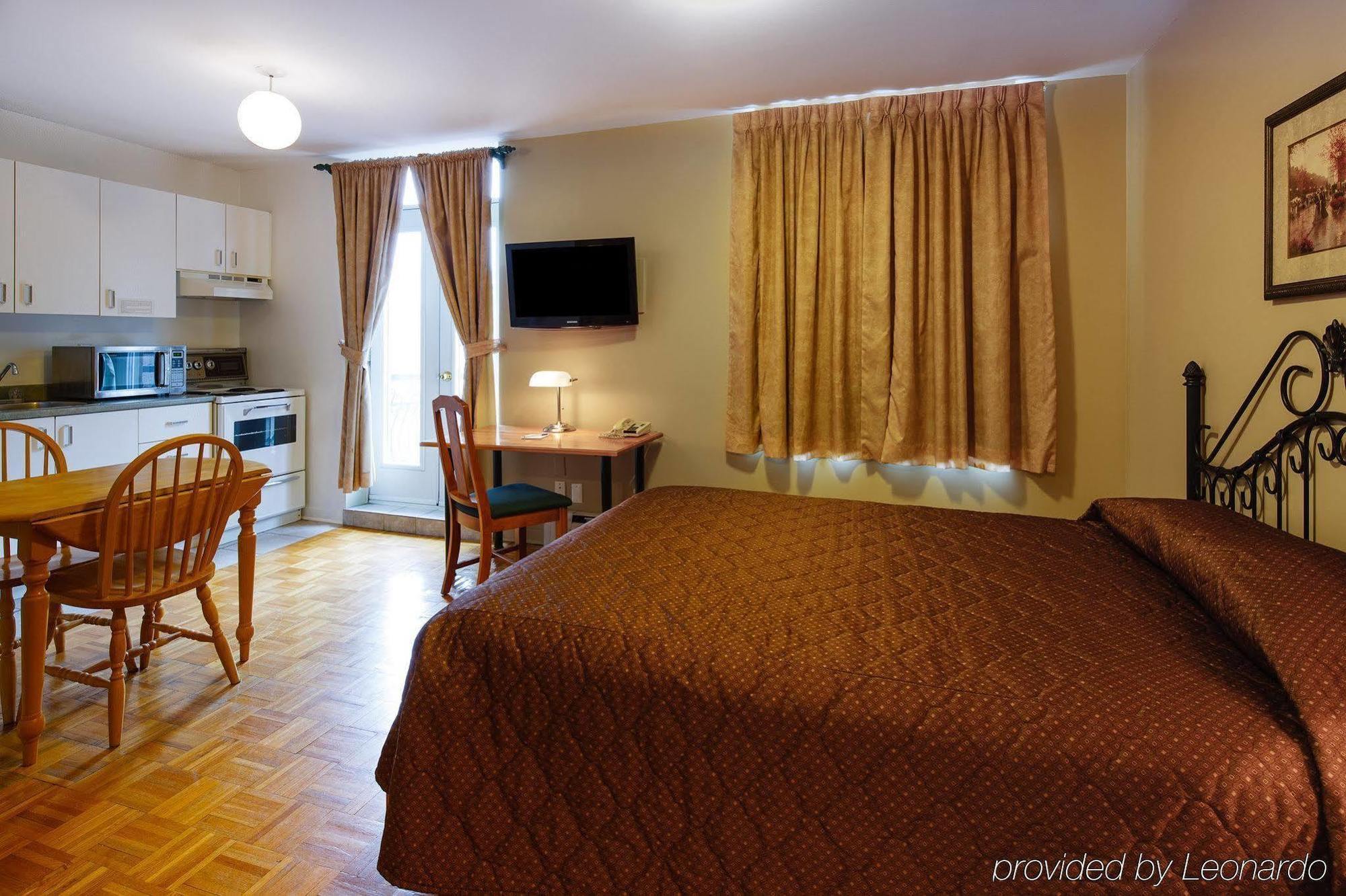Hotel Le Roberval Montréal